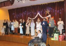 Świąteczne życzenia w Fundacji Brata Alberta – FOTO