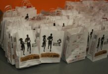 300 pakietów na bieg Tropem Wilczym – FOTO