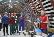 40 aparatów uczieczkowych dla szkół pod patronatem – FOTO