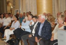 Fakty o aferach rządowych w książce. Autor w Lubinie – FOTO