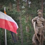 Posąg św. Floriana przy Hucie Miedzi Cedynia