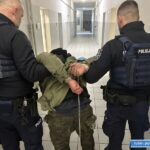 Pijany groził wysadzeniem pociągu, później napadł na policjantkę