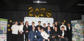 5 lat jak jeden dzień – ZS MCKK żegna maturzystów – FOTO