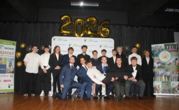 5 lat jak jeden dzień – ZS MCKK żegna maturzystów – FOTO