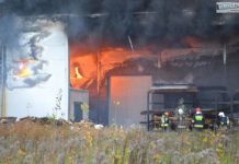 Pożar hali w Deko-Bau